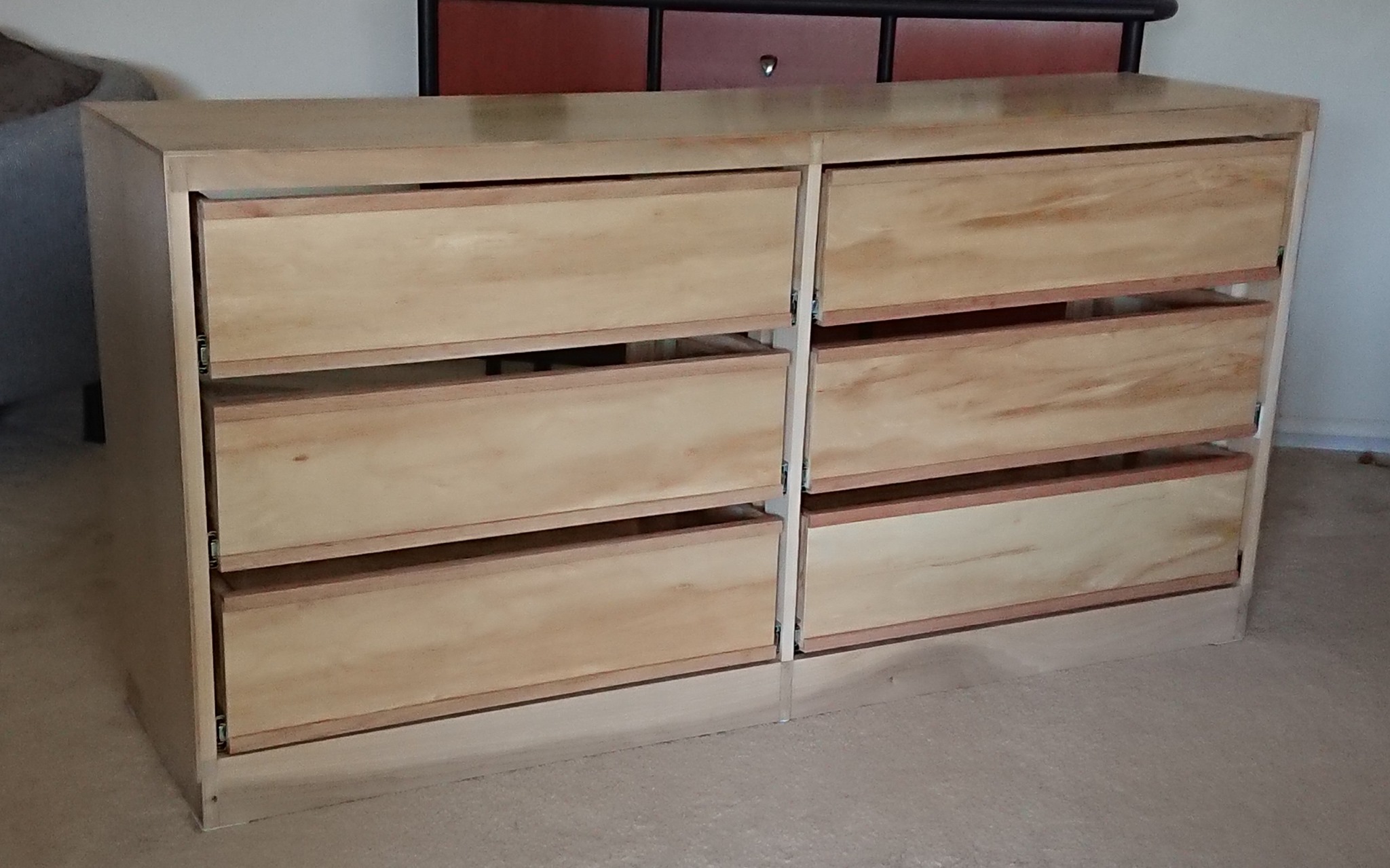 dresser1